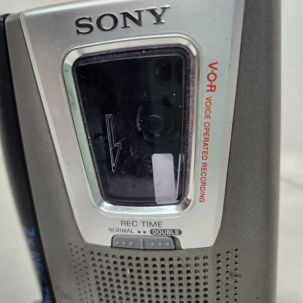 Sony TCM-20DV Pressman Portable Cassette Recorder Wrist Strap